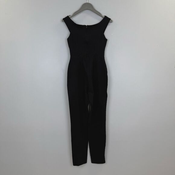 Susana Monaco
Black Off The Shoulder Jumpsuit 🪷 - Picture 8 of 12